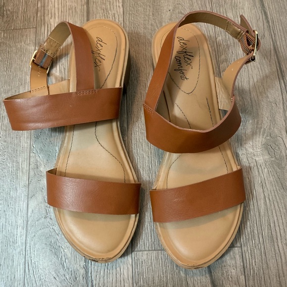 Shoes - Beautiful double strap brown sandals